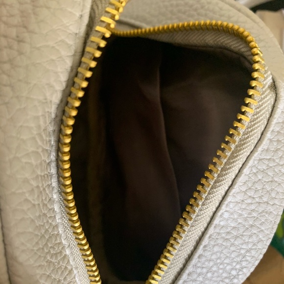 ✨NEW✨Mickey Ears PU leather mini bag ✨🛍💖 - Picture 5 of 8